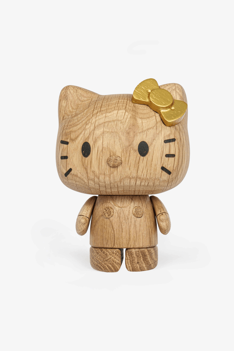 Hello Kitty Oak Small 50th Anniversary – Boyhood Denmark™ Hello Kitty Oak Small 50th Anniversary – Boyhood Denmark™