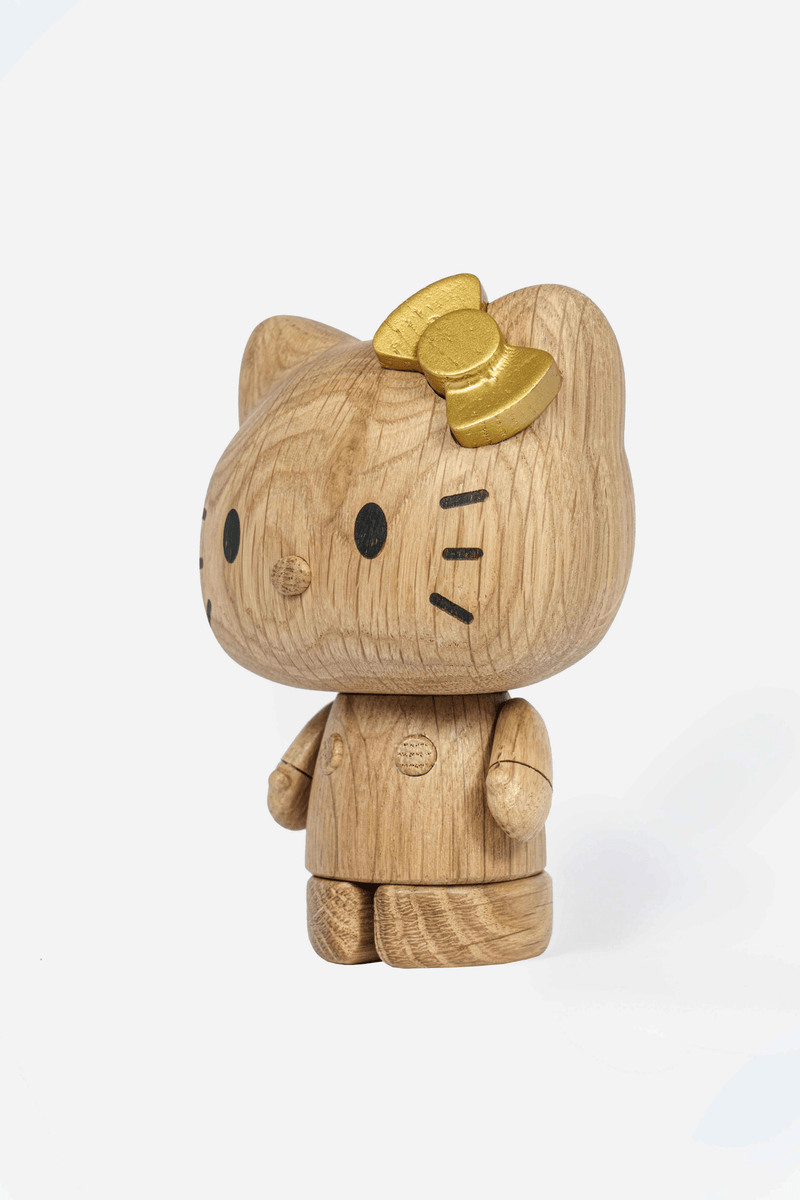 Hello Kitty Oak Small 50th Anniversary – Boyhood Denmark™ Hello Kitty Oak Small 50th Anniversary – Boyhood Denmark™