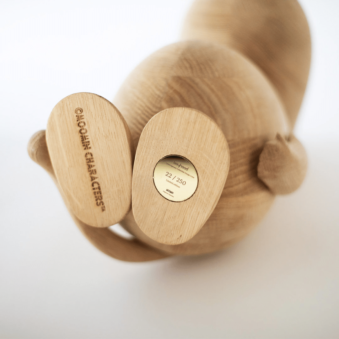 Moomintroll in solid oak wood – Boyhood Denmark™